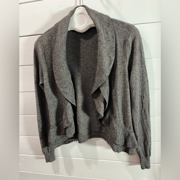 🩶 REPEAT - gray Ruffled Cardigan - Size S (38) - Picture 10 of 12